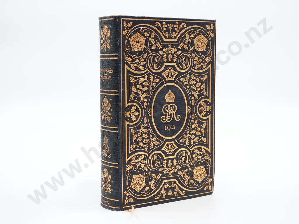 1911 Coronation Bible: Immaculate Condition Image 1++