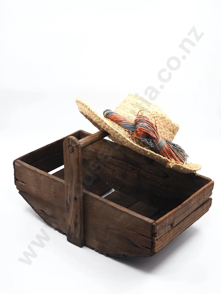 Vintage Trug from Desmond Riach & Straw Hat Image 1++