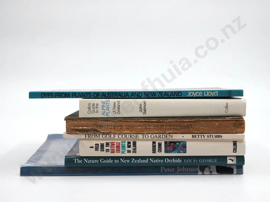 Lot of Seven Books on New Zealand Plants Image 1++