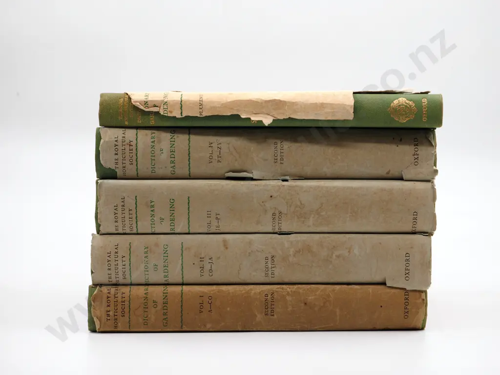 The New Royal Horticultural Society Dictionary of Gardening 2nd Edition (Four Volumes & Supplement)  Image 1++