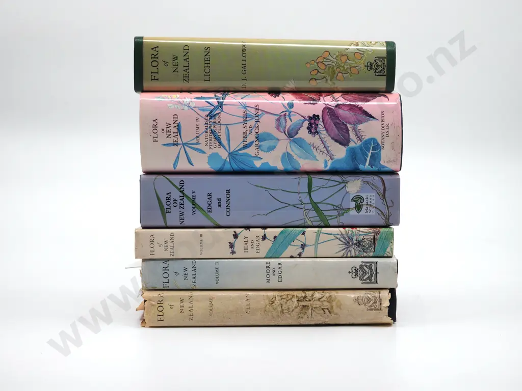 Lot of Six Flora of New Zealand Books Image 1++