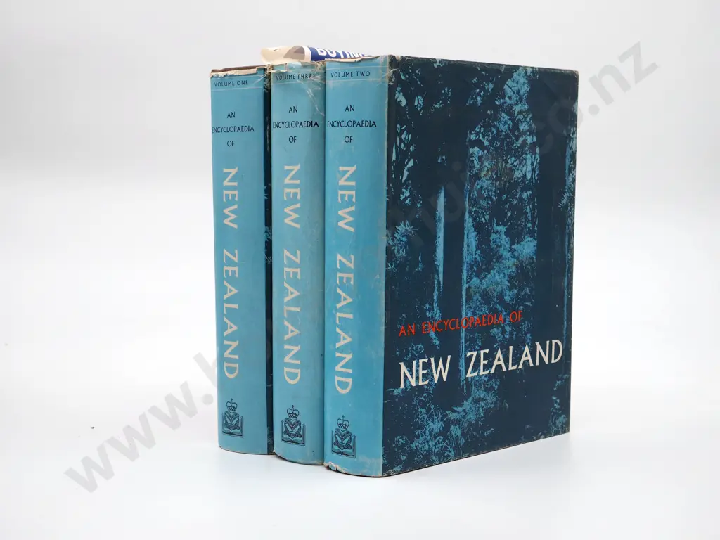 An Encyclopaedia of New Zealand 1966 ( in Three Volumes) Image 1++