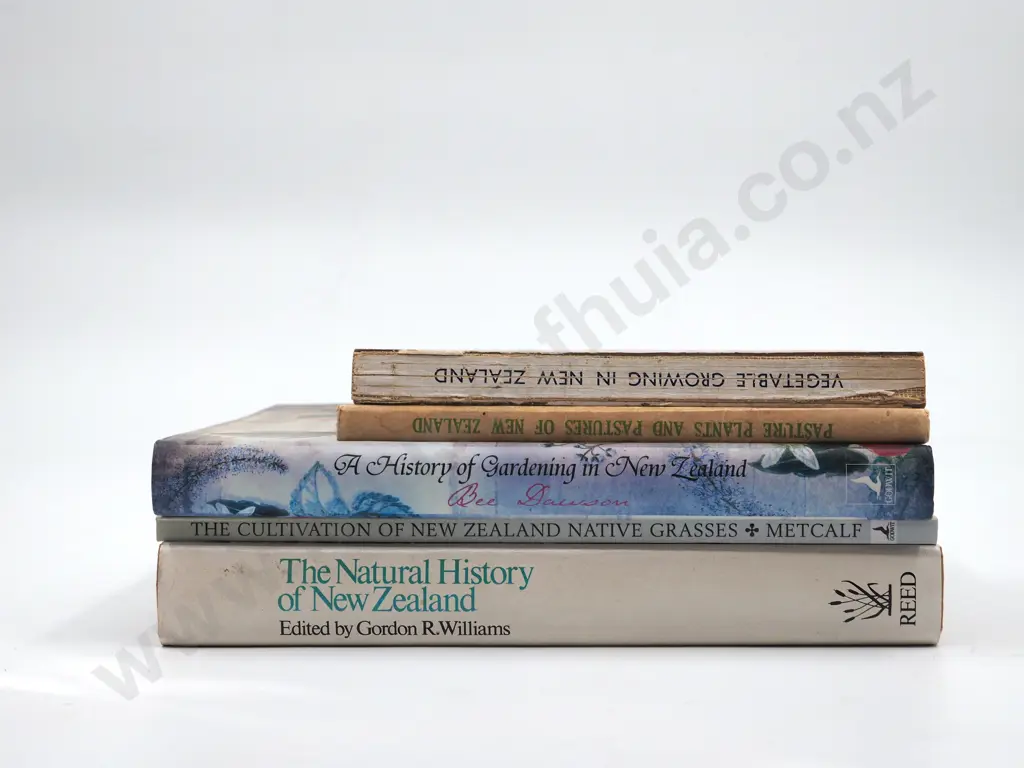 Five New Zealand-Related Plant Books Image 1++