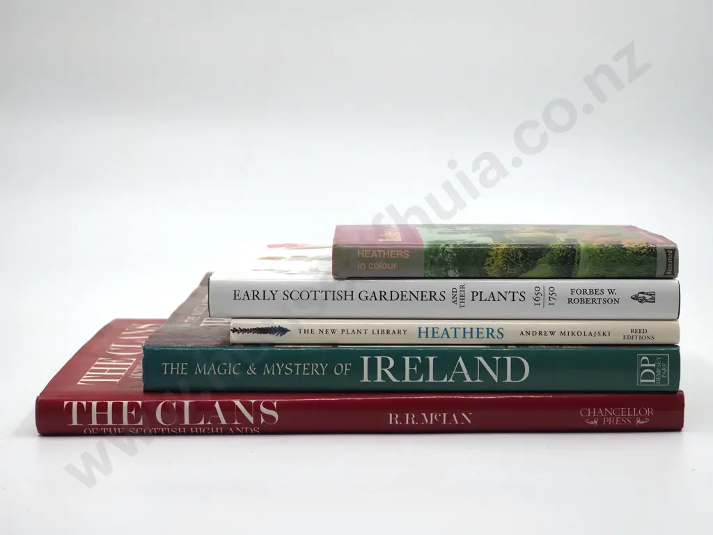 Lot of Five Scotland & Ireland Related Books Image 1++