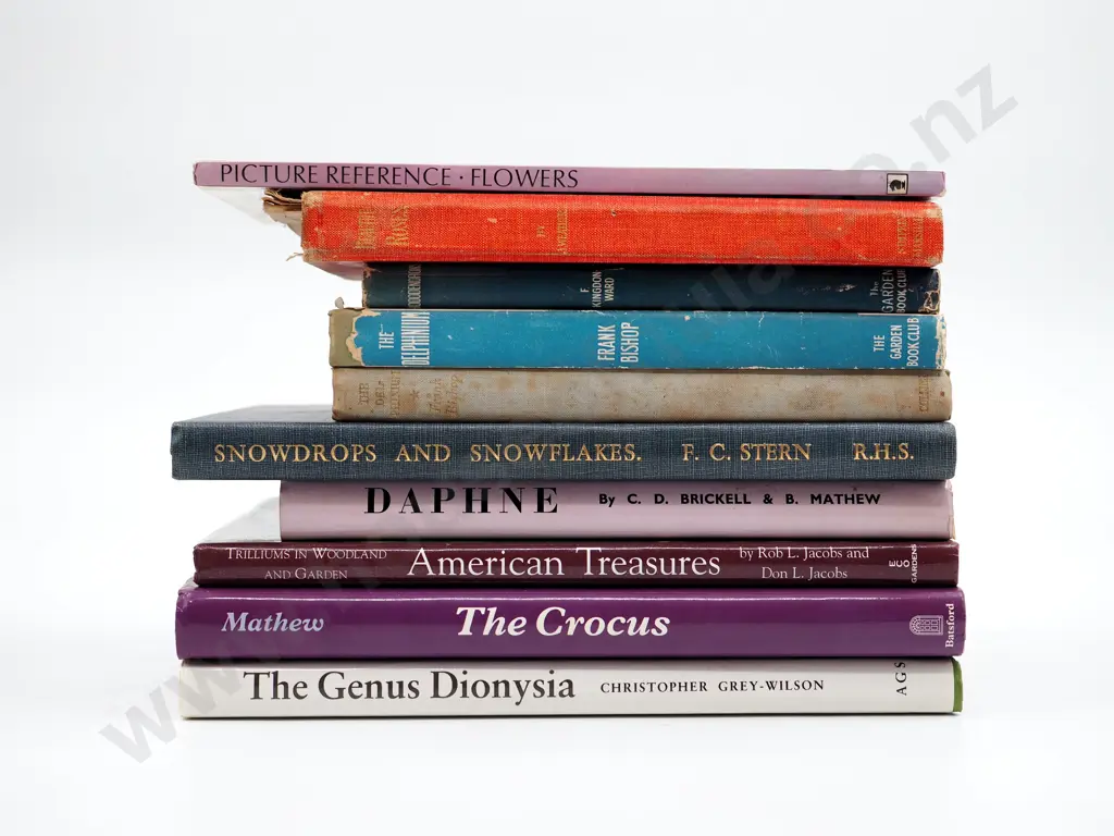Lot of Ten Books Related to Flowers Image 1++
