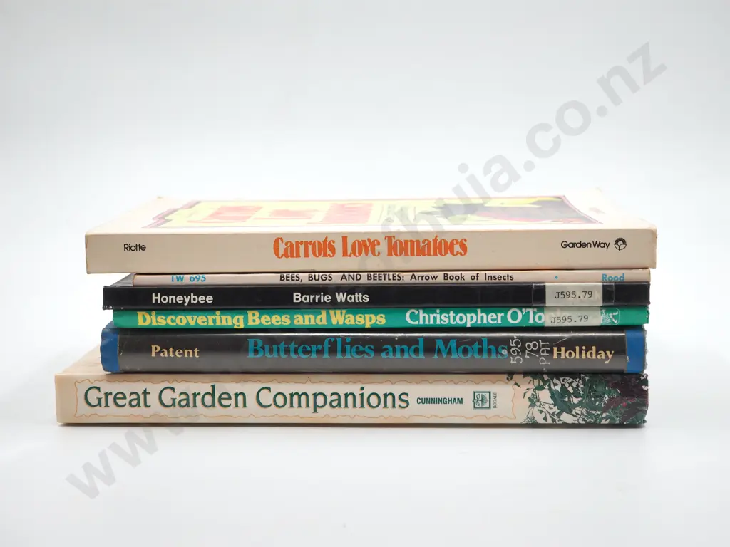 Lot of Six Home Gardening and Insect-related Books Image 1++