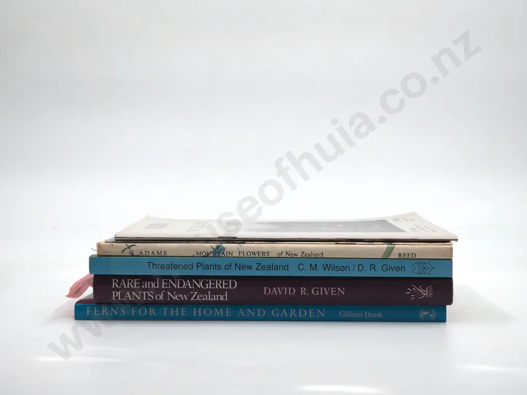 Lot of Six Books Relating to Mainly New Zealand Mountain Plants and Flowers - Rare and Endangered Image 1++