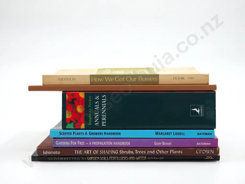 Lot of Seven Plant-related Books Image 1++