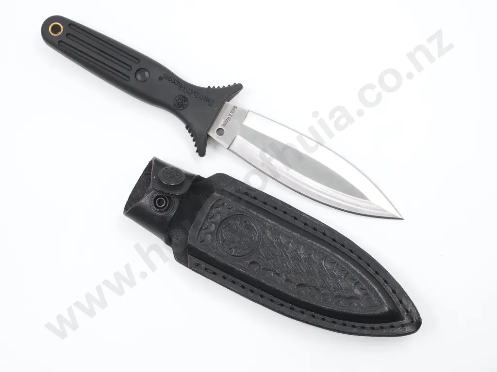 Smith & Wesson SW 830 Dagger 125mm Blade 440 Stainless Steel Double Edged Dagger Image 1++