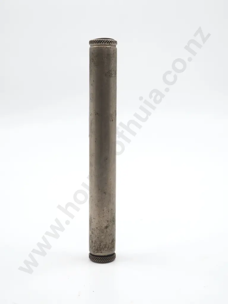 Vickers Oil Bottle Image 1++