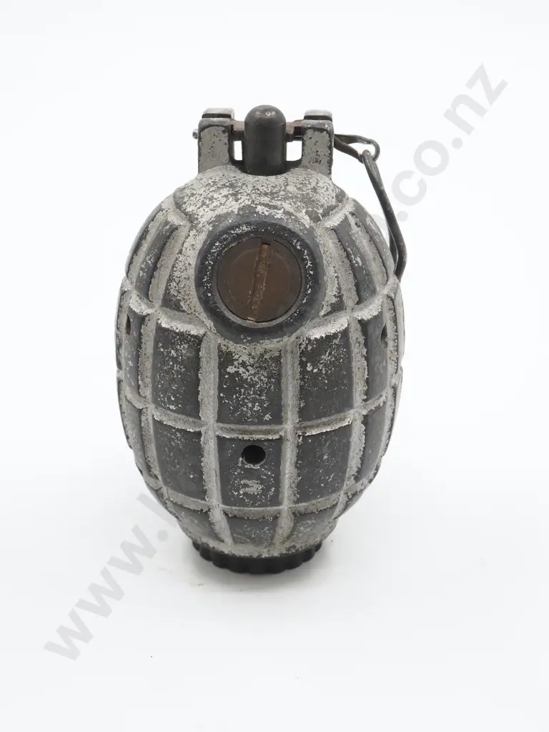 No 36 Grenade Mills bomb Base Plate is M&P 2/41 - Retainer lever MPZ /45 - Practice Grenade Image 1++