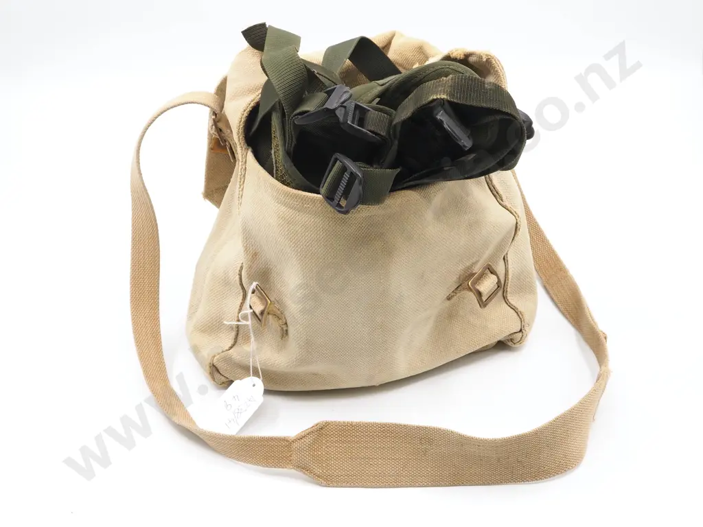 American Vietnam War Webbing in 1937 pattern Small Pack Image 1++