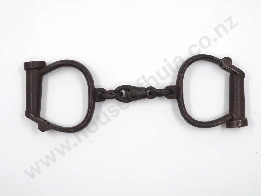Hiatt Manacle Handcuffs w No Key: 1942 Dated Image 1++