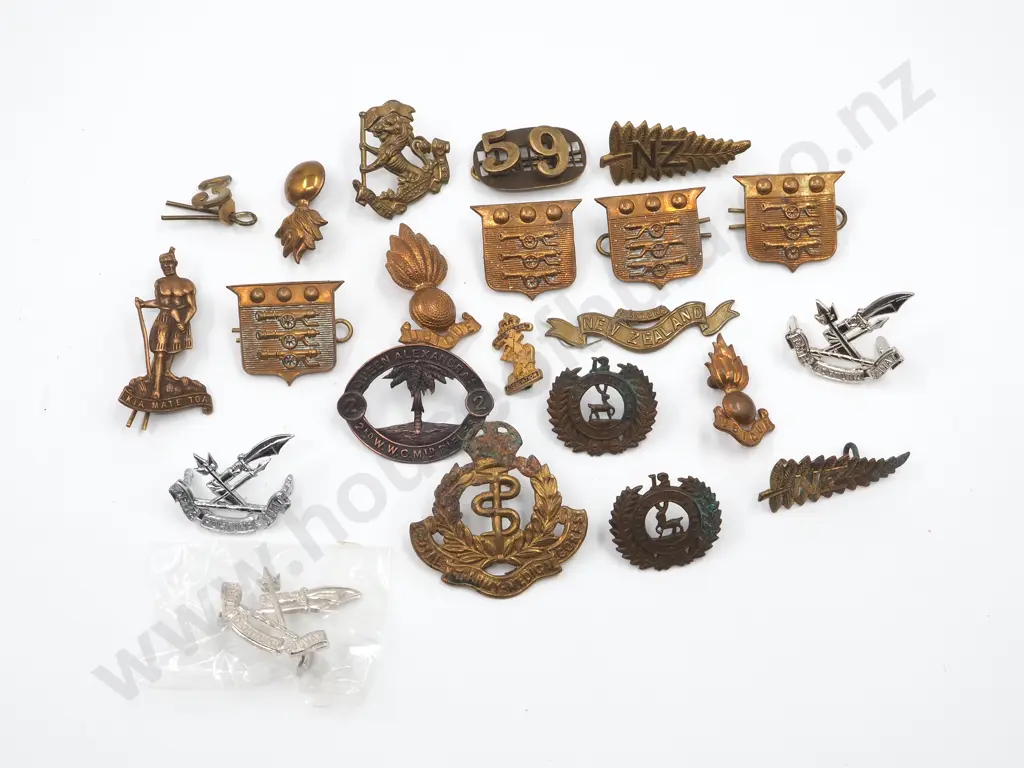Assorted lot of Military Cap & Collar Badges Image 1++