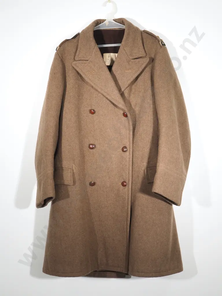 WW2 New Zealand Army Captains Great Coat Image 1++