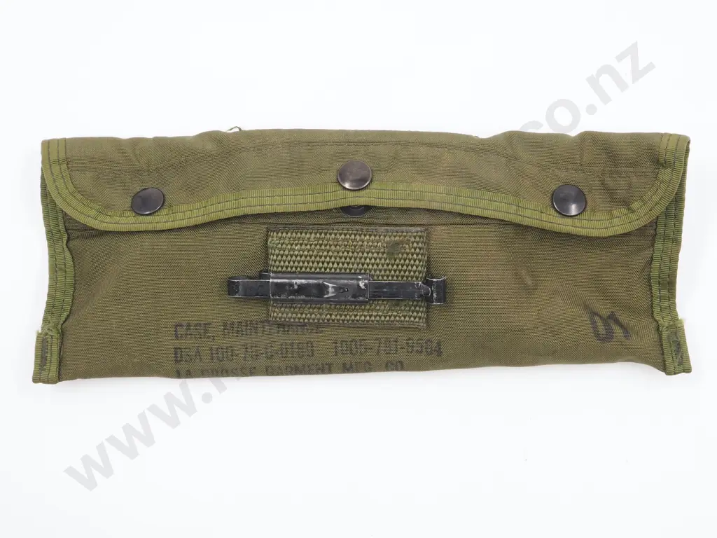 1980's U.S Army M16 Rifle Cleaning Kit Image 1++