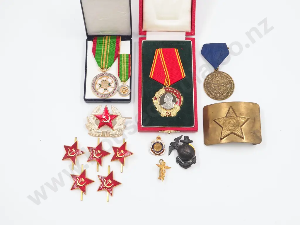 Large Assorted Lot including Soviet Badges/ Belt Buckle / Cased Replica Order of Lenin Image 1++