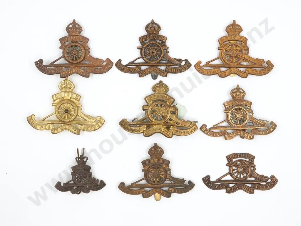 Large Lot of WWI/II Artillery Cap Badges Image 1++