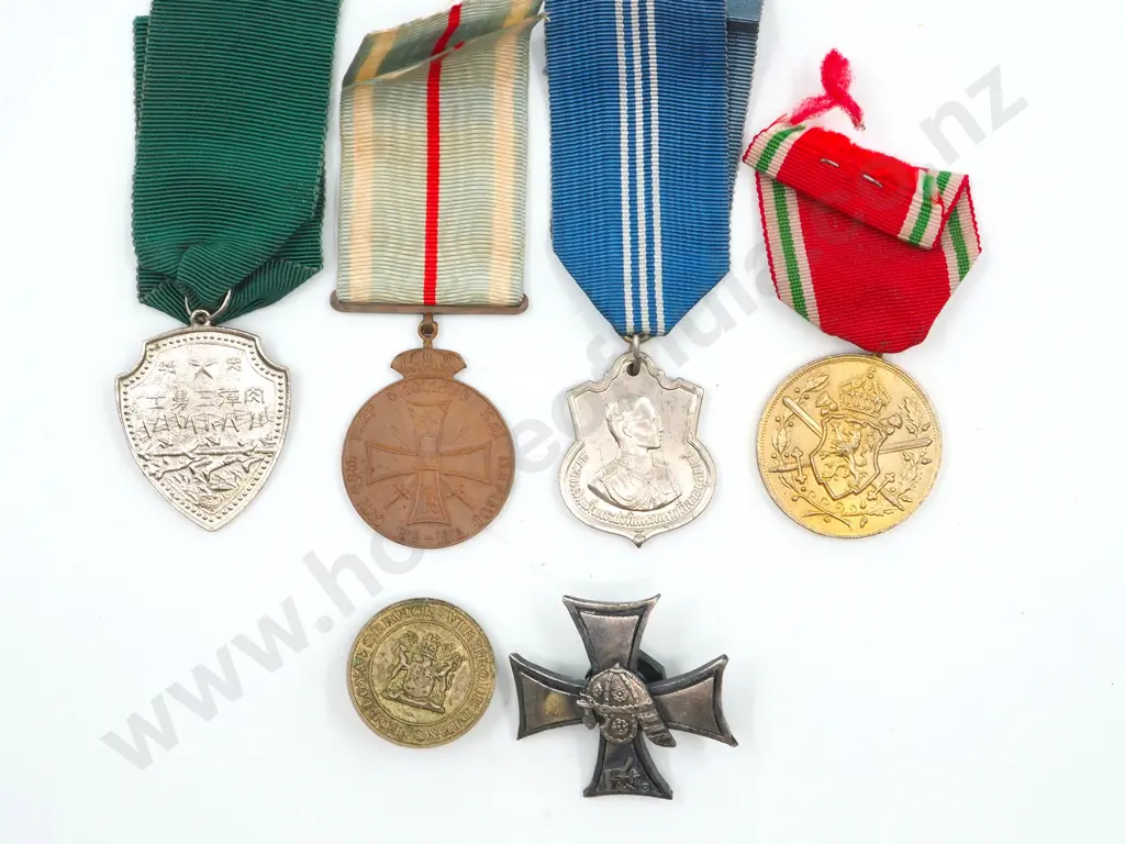 Mixed Lot of Six Foreign Medals  Image 1++