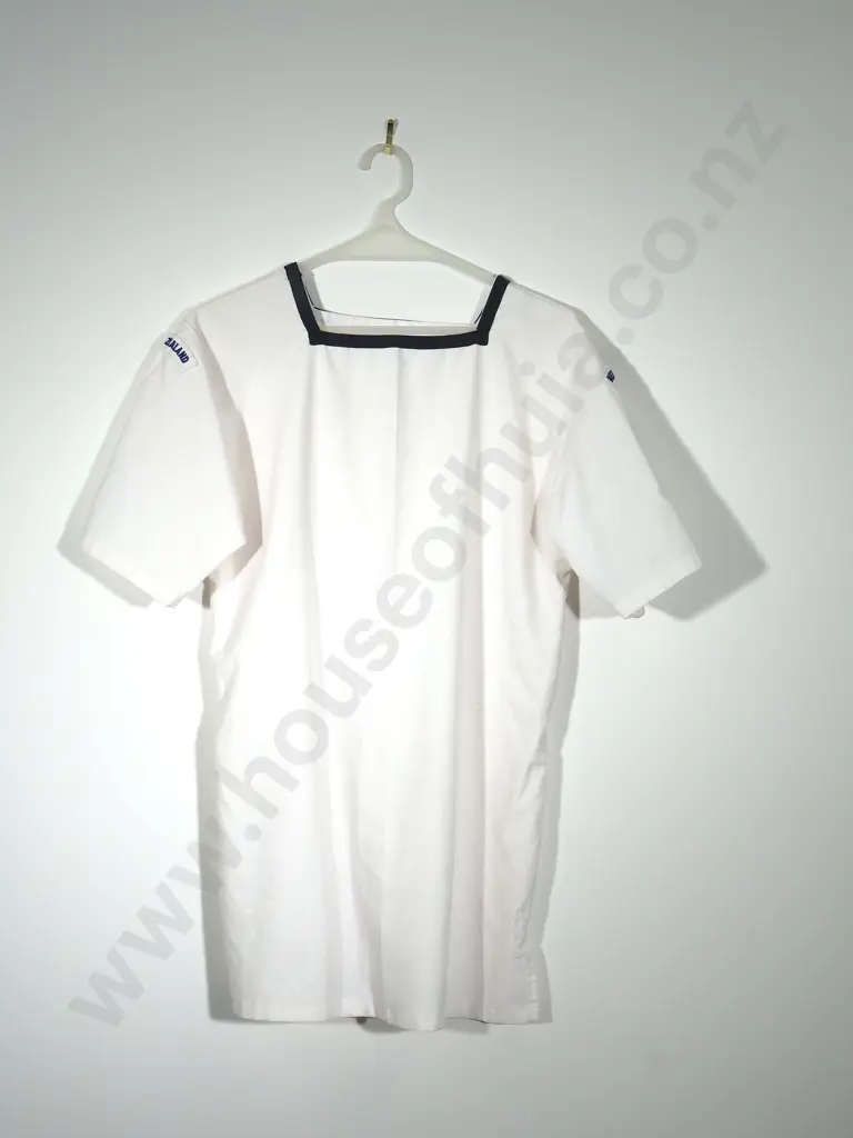NZ Royal Navy Shirt - White w Blue Square Collar  Image 1++