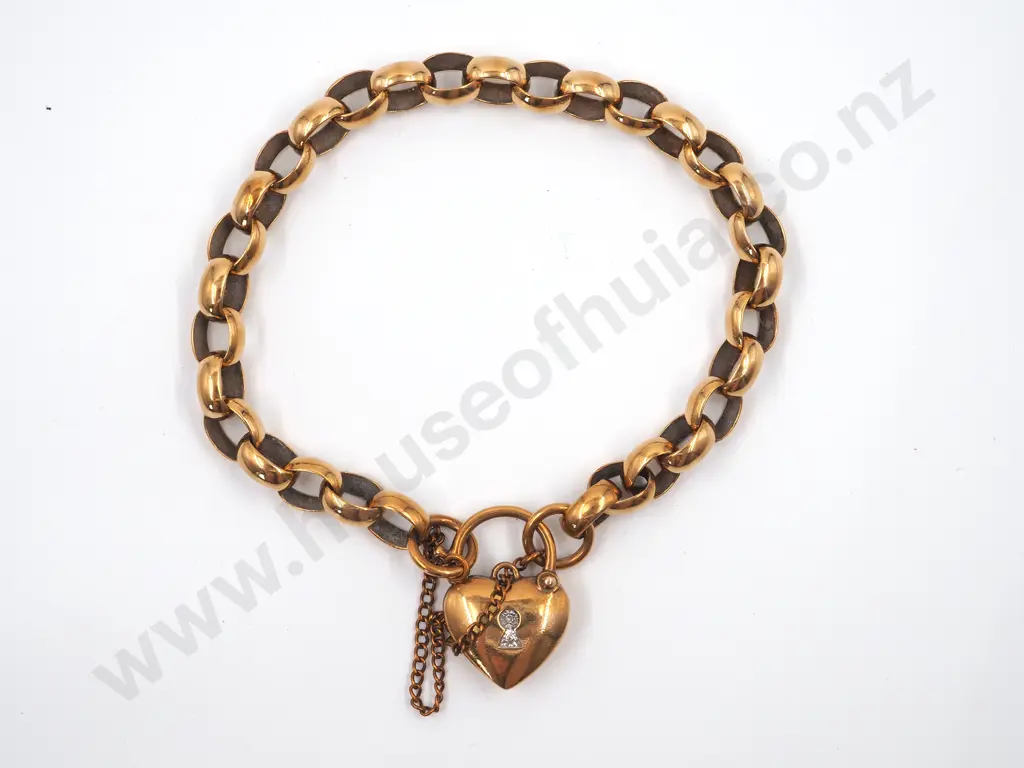 9ct Gold Belcher Bracelet w Heart Clasp Image 1++