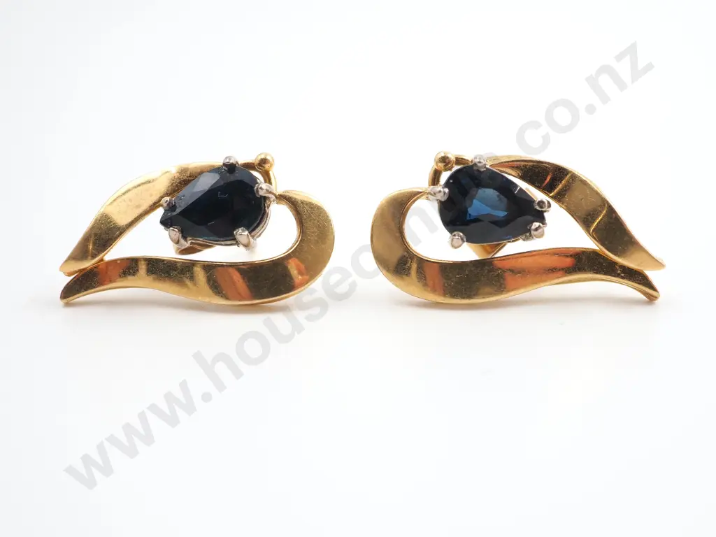 18ct Gold Sapphire & Diamond Earrings Image 1++