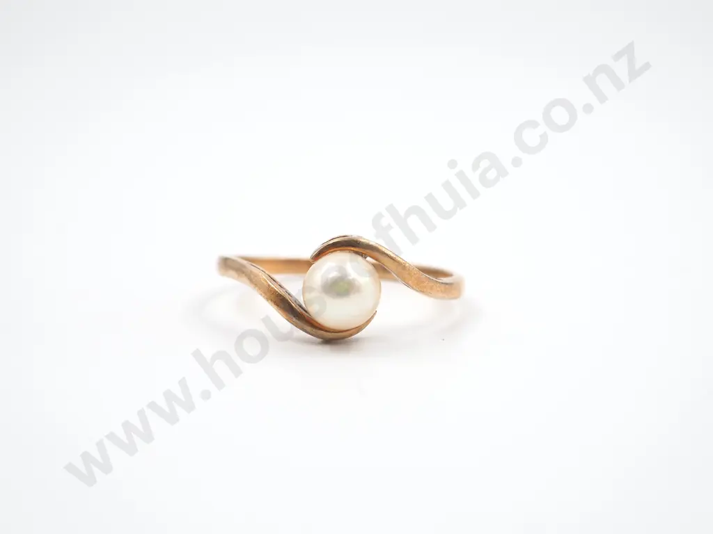 9ct Gold Pearl Ring Image 1++