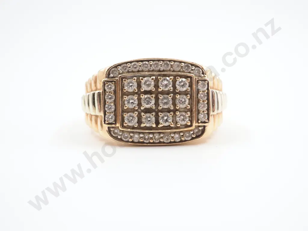 10ct Gold & Diamond Ring Image 1++