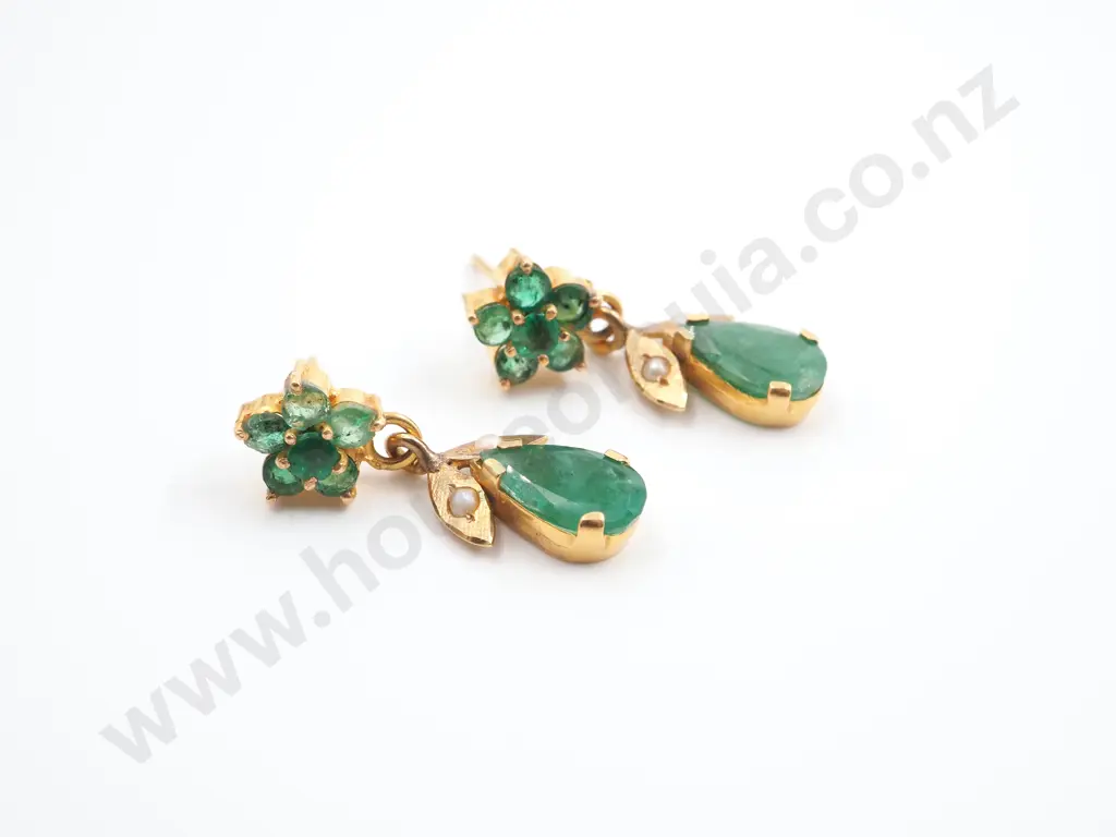 22ct Gold Emerald Earrings  Image 1++
