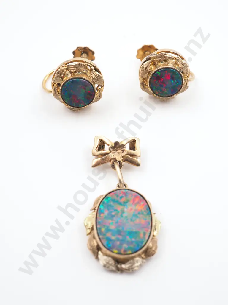 9ct Gold Opal Earring & Pendant Set Image 1++