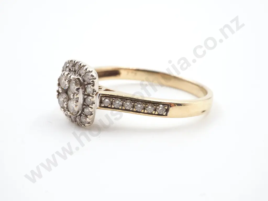 9ct Gold Diamond Ring Image 1++