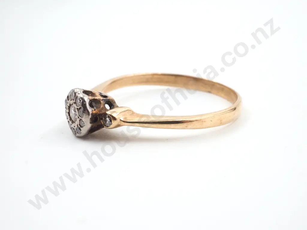 Antique 9ct Gold Diamond Ring Image 1++