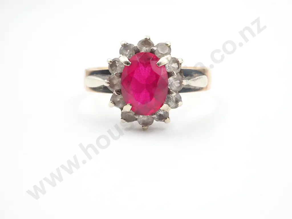 Vintage 9ct Gold Synthetic Ruby Ring Image 1++