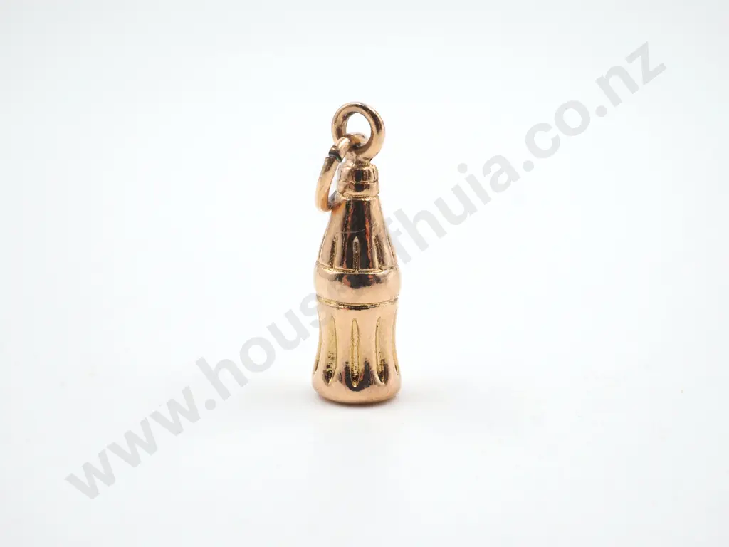 9ct Gold Coke Bottle Charm Image 1++