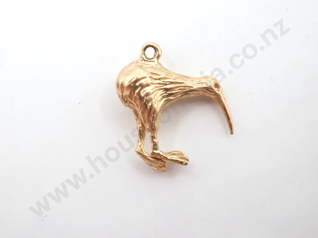 9ct Gold Kiwi Charm Image 1++