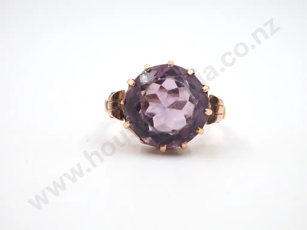 Antique 9ct Gold Amethyst Ring Image 1++