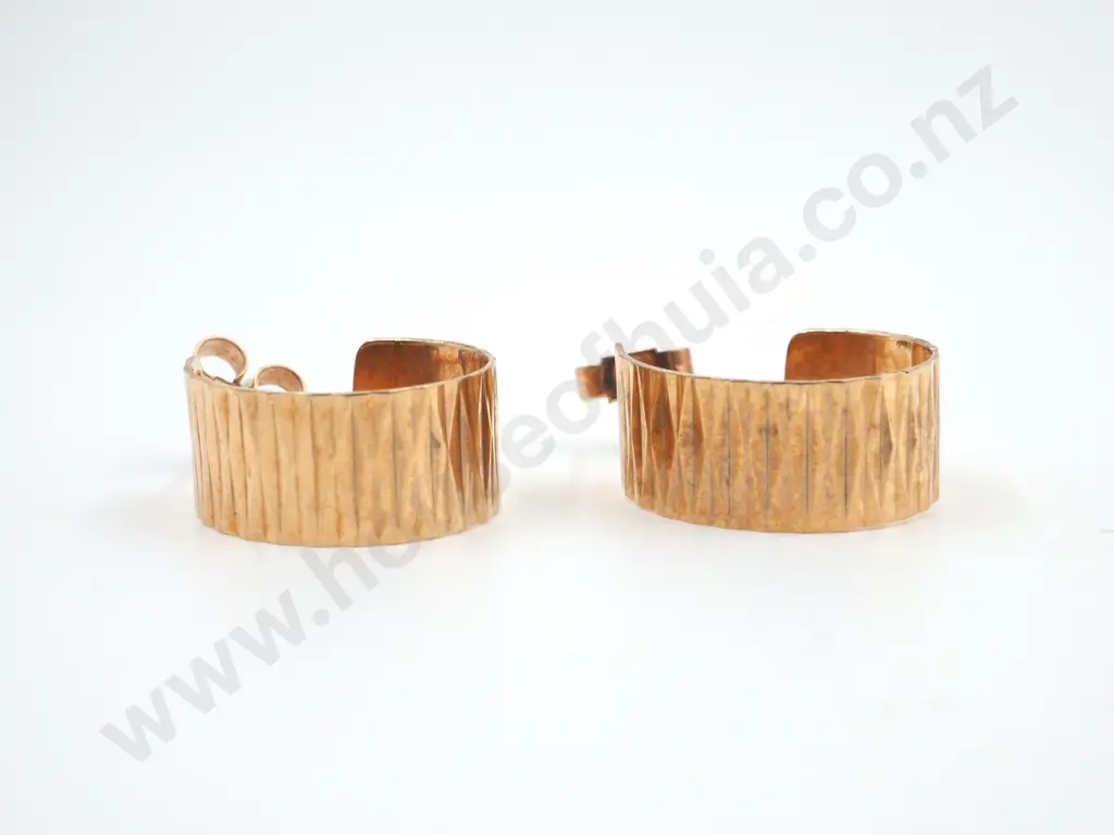 9ct Gold Stylish Earrings Image 1++