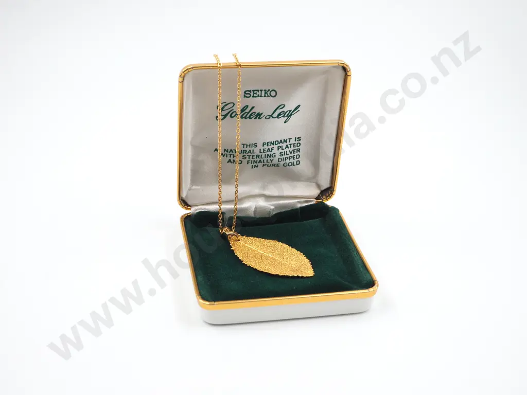 Seiko Golden Leaf & Chain Necklace in Original Box Image 1++