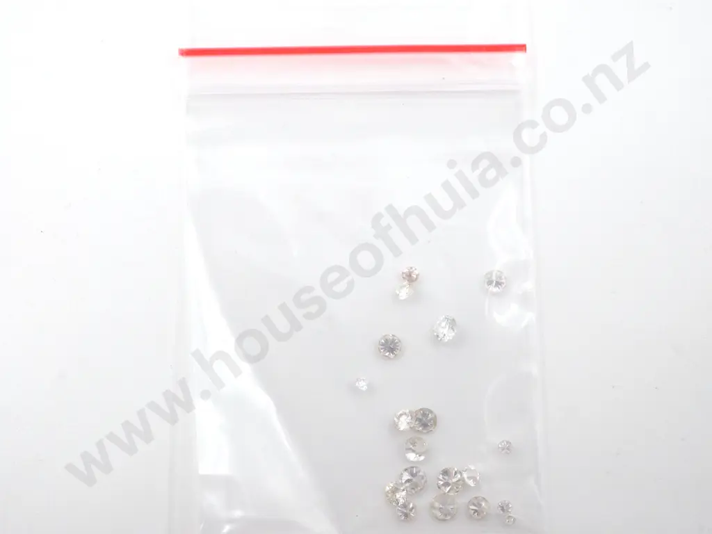 Bag of Loose Diamonds: 1.3 Carats Image 1++