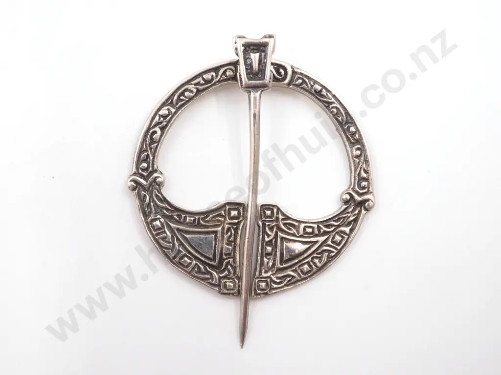 Sterling Silver Celtic Theme Brooch Image 1++