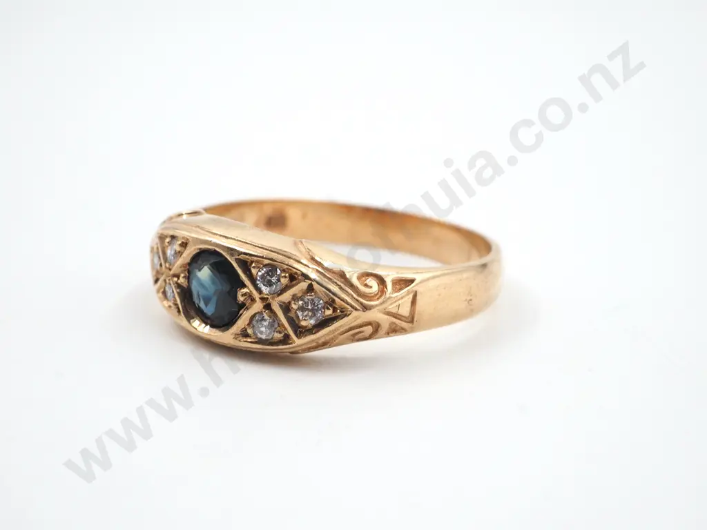 Vintage 9ct Gold & Dark Blue Sapphire & Diamonds Ring Image 1++