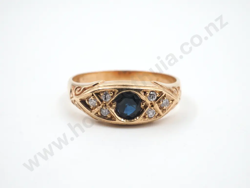 Vintage 9ct Gold & Dark Blue Sapphire & Diamonds Ring Image 1++