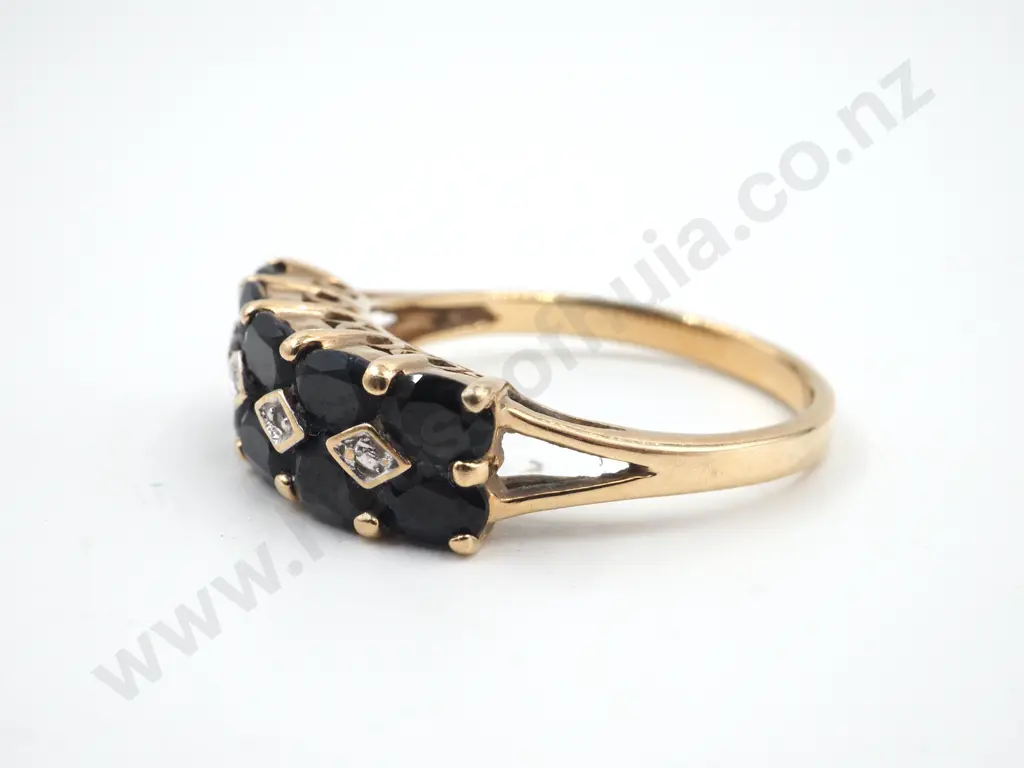 9ct Gold Diamond & Sapphire Ring Image 1++