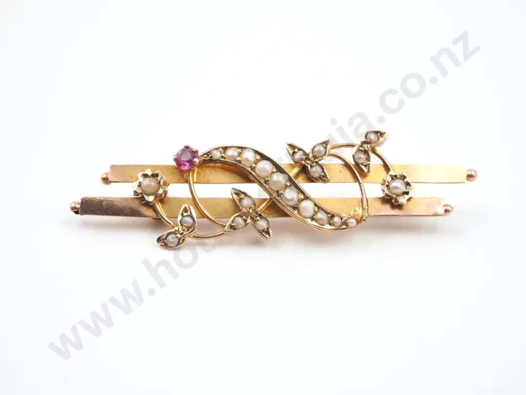 Edwardian 9ct Gold Seed-pearl Brooch Image 1++