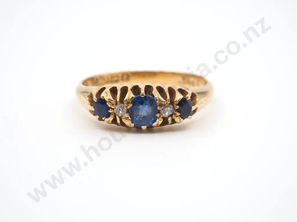 Exceptional 18ct Gold Sapphire Diamond London Bridge Ring: English Hallmarks Image 1++