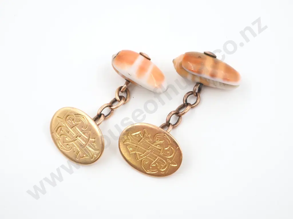 Exceptional 15ct Gold Fancy Shell Cufflinks Image 1++