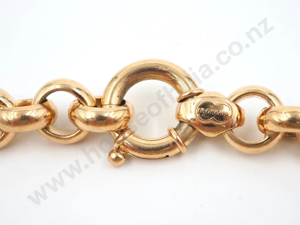 Substantial 9ct Gold Belcher Necklace Image 1++