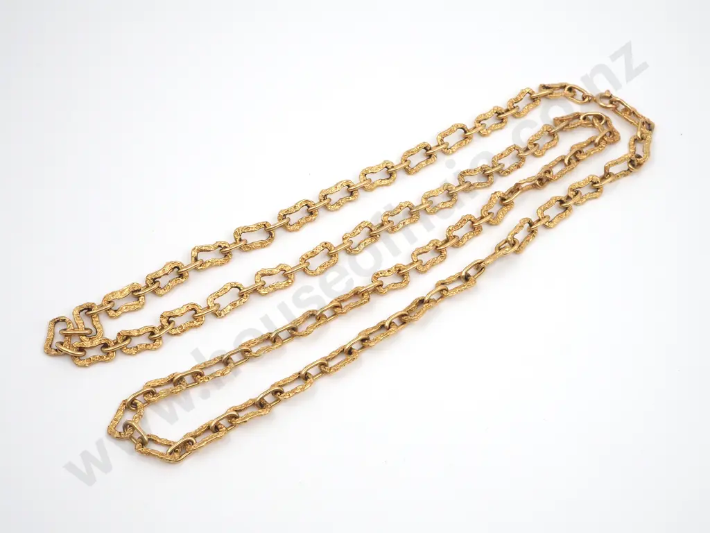 Detailed 18ct Gold Necklace Image 1++