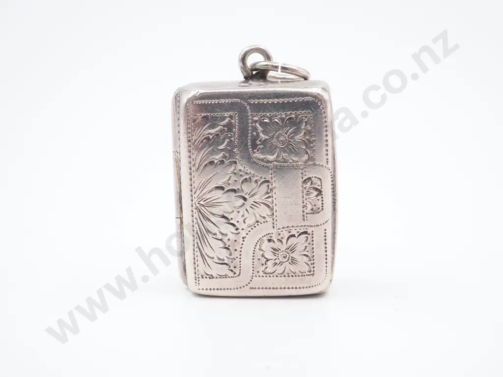 Sterling Silver Georgian Vinaigrette w Gilt Interior Image 1++