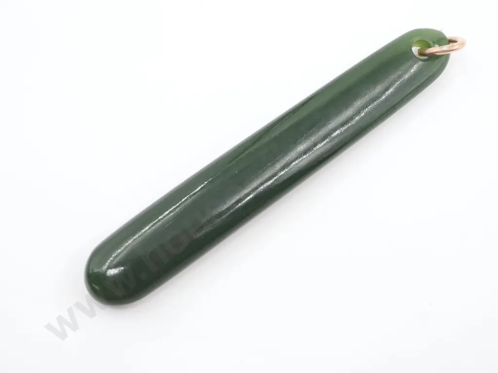 Large Colonial 9ct Greenstone Hanging Pendant Image 1++
